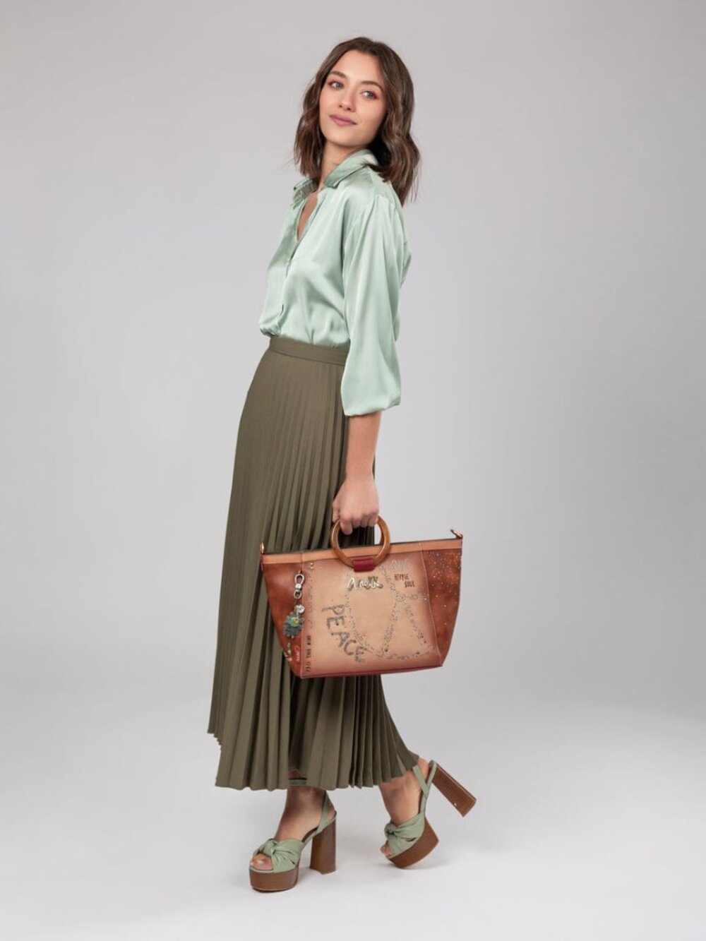 Anekke Menire Peace Round Handle Bag - Picture 8 of 9